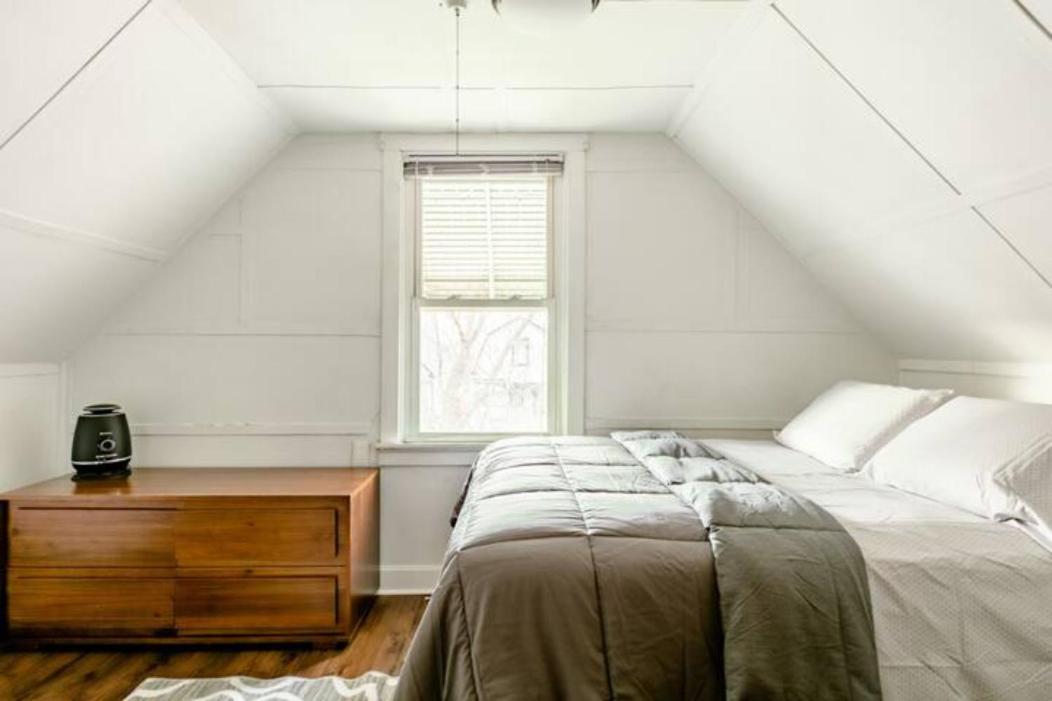 The Avondale Attic Apartment Chicago Exterior photo