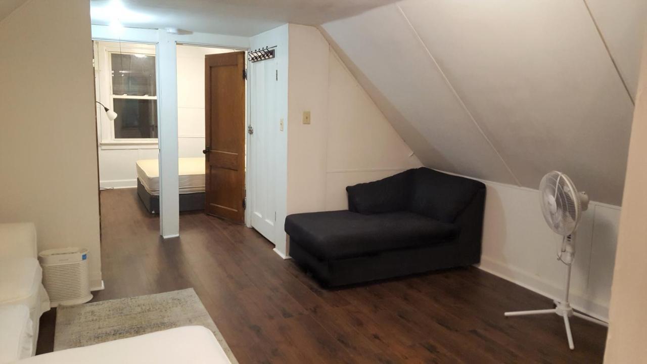 The Avondale Attic Apartment Chicago Exterior photo